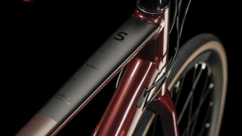 Cube Attain SLX Road Bike in Deep Red/Red - 2024-1